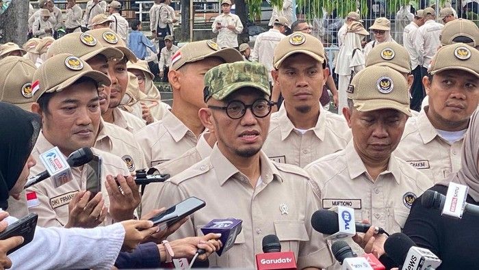 Wamenhaj Ingatkan Petugas Haji Fokus Layani Jemaah, Jangan Flexing di Medsos