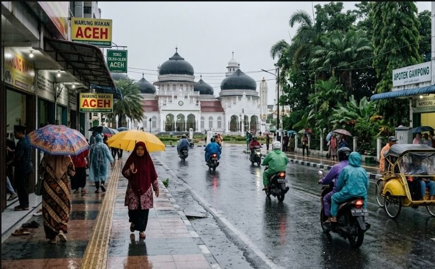 Cuaca Aceh Hari Ini Didominasi Hujan Ringan, Hampir Seluruh Wilayah Diguyur Hujan
