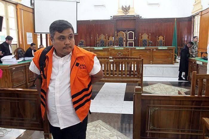 Eks Kadis PUPR Sumut Topan Ginting Divonis 5,5 Tahun Penjara dalam Kasus Korupsi Jalan