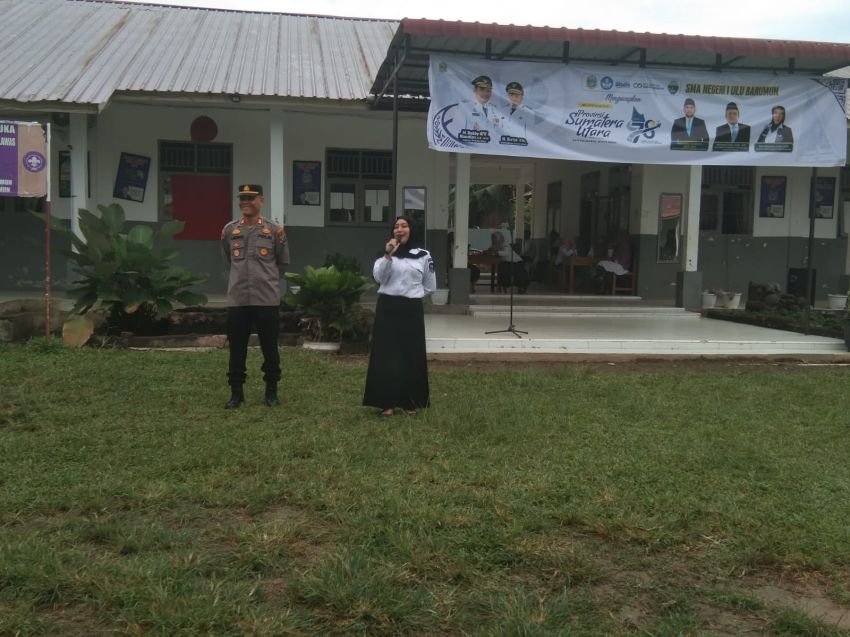 Police Goes to School di SMAN 1 Ulu Barumun, Ini Pesan Penting Kapolsek Barumun untuk Siswa