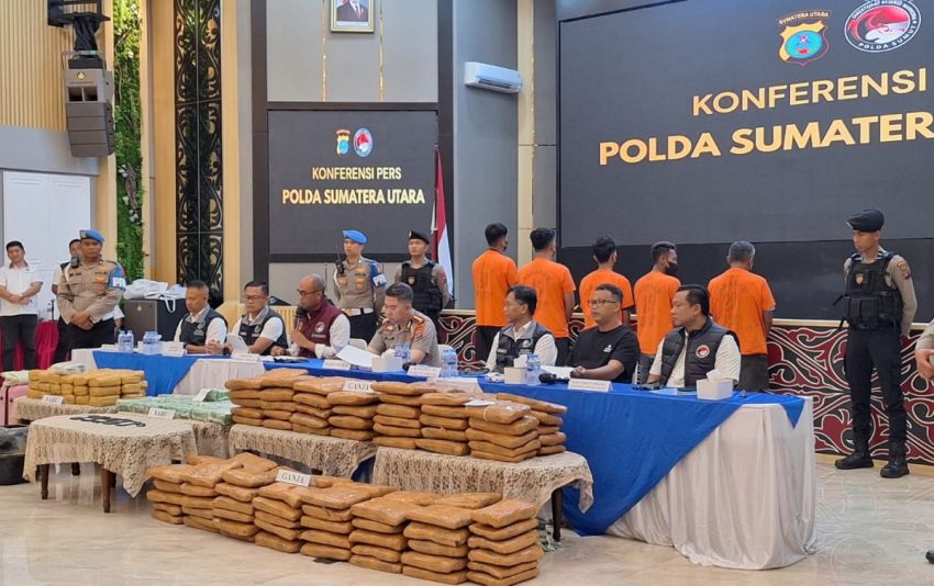 Polda Sumut Ungkap 22 Kg Sabu di Parkiran Mal Medan Sunggal, Disembunyikan dalam Tangki Mobil Dimodifikasi