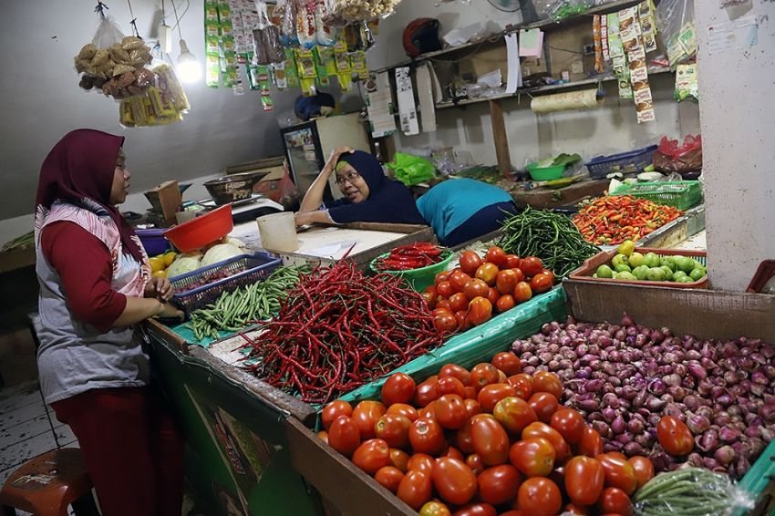 PIHPS Catat Harga Telur dan Bawang Merah Masih Tinggi, Cabai Rawit Tembus Rp64 Ribu/kg