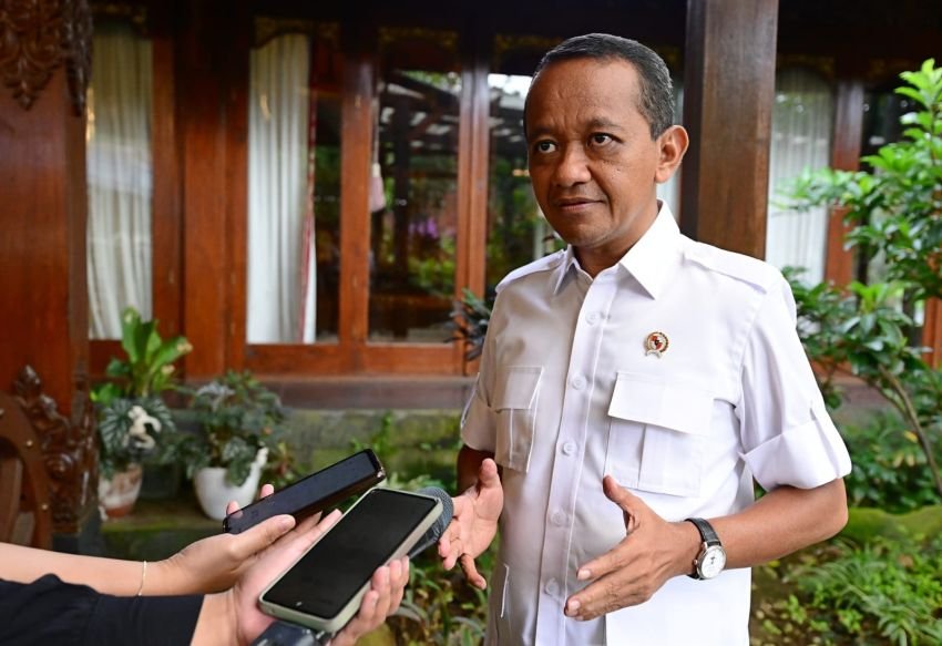 Pertamax Turbo Tembus Rp19.400/Liter, Bahlil Pastikan BBM Subsidi Tetap