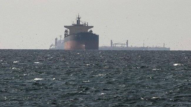 Iran Buka Kembali Selat Hormuz, Seluruh Kapal Komersial Diizinkan Melintas di Tengah Gencatan Senjata