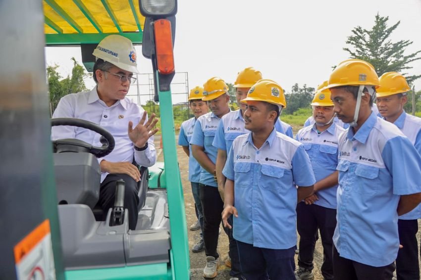 10 Program Diluncurkan di Medan, Menaker Yassierli Dorong Pelatihan Vokasi untuk Penuhi Kebutuhan Industri