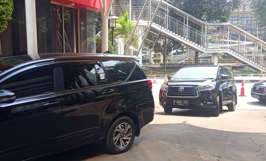 OTT KPK di Tulungagung, 13 Orang Termasuk Bupati Gatut Dibawa ke Jakarta