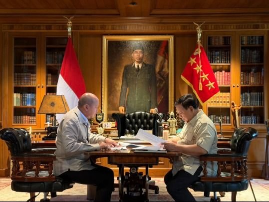 Prabowo Bertemu CEO Danantara di Hambalang, Bahas Percepatan Hilirisasi dan Masuknya Investor Baru