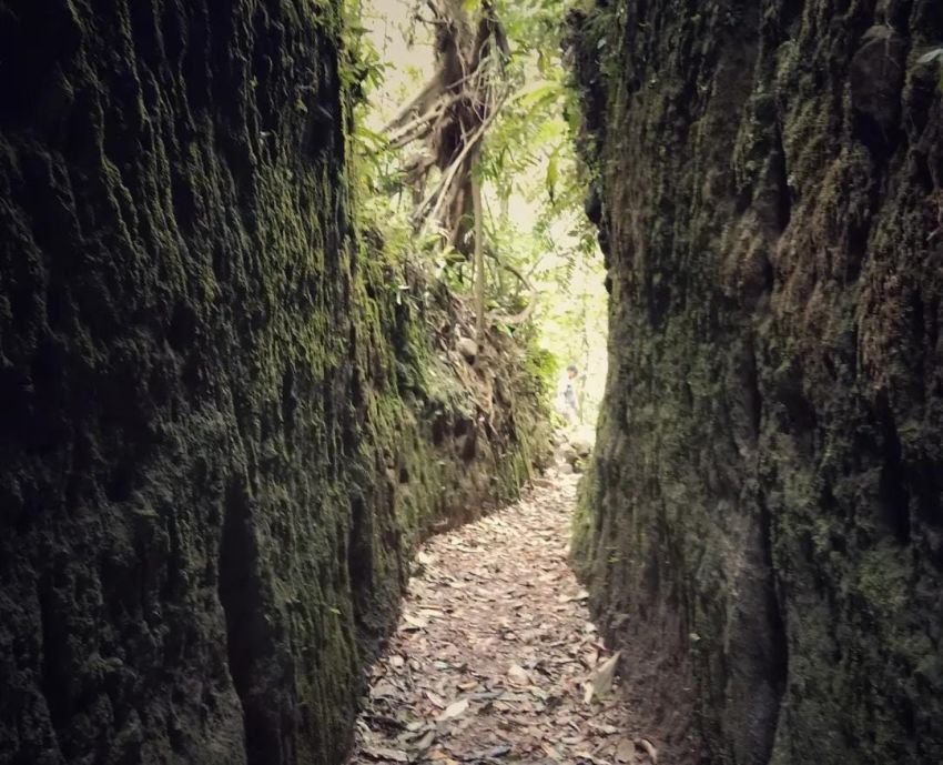 Batu Belah Sibolangit, Hidden Gem Dekat Medan yang Makin Ramai Dikunjungi Wisatawan