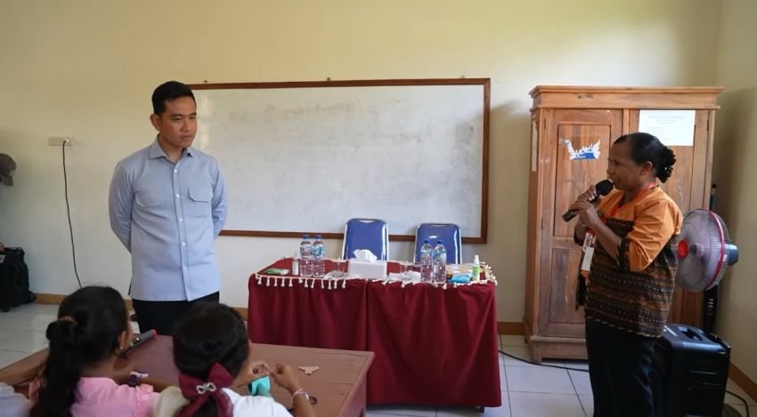 Wapres Gibran Janji Cari Solusi Kesejahteraan Guru Honorer dan PPPK di Kupang