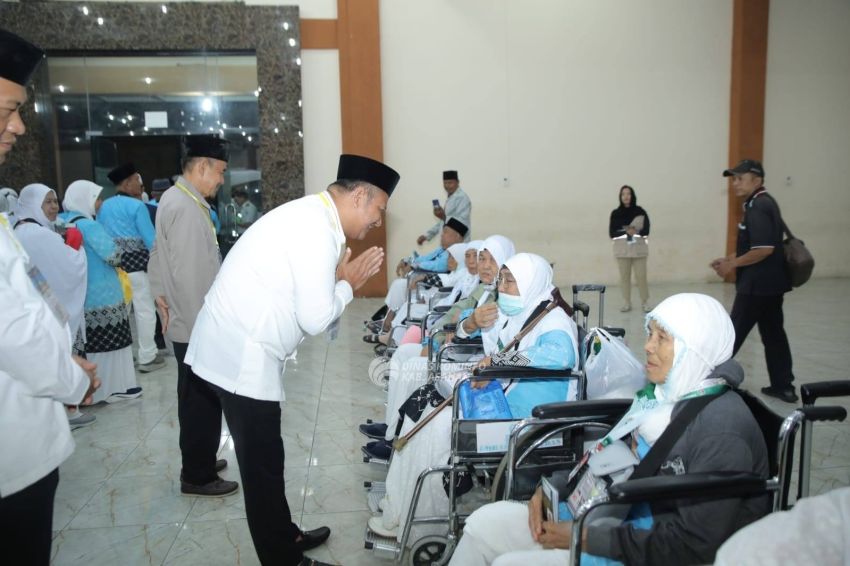 Kloter 7 Asal Asahan Resmi Diberangkatkan dari Asrama Haji Medan, Suasana Haru Iringi Keberangkatan Jamaah