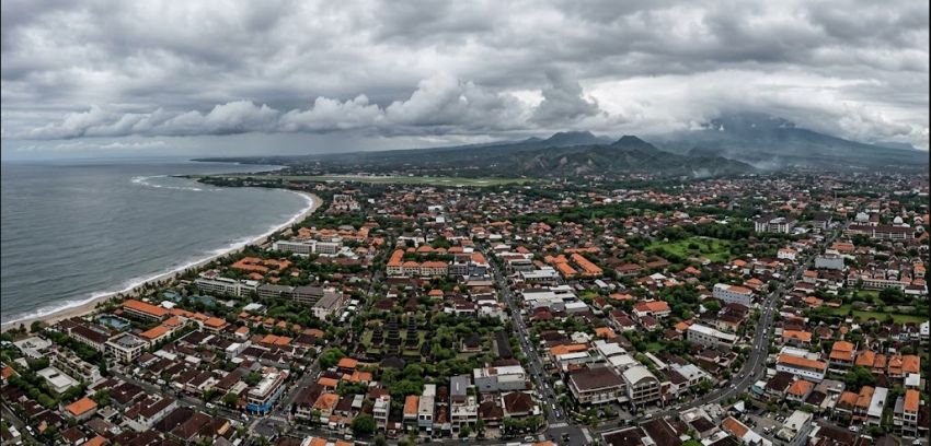 Cuaca Bali Hari Ini: Mayoritas Wilayah Berawan, Suhu Capai 34 Derajat di Beberapa Daerah