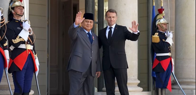 Prabowo Disambut Pasukan Kehormatan di Istana &Eacute;lys&eacute;e, Bahas Penguatan Kerja Sama Indonesia-Prancis