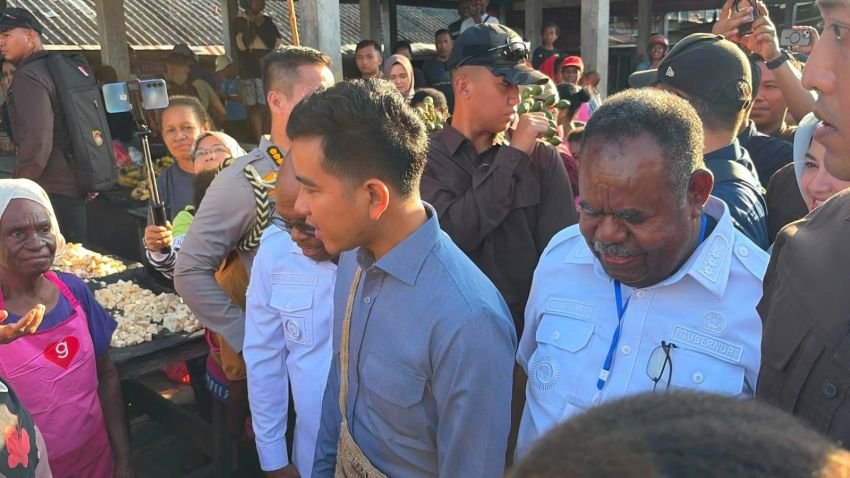 Wapres Gibran Tinjau Ekonomi Rakyat di Sorong, Pedagang Minta Perubahan Nyata: Jangan Hanya Datang Lalu Selesai