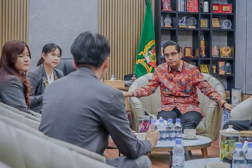 Pemko Medan Dukung Spirit Run 5K, Wali Kota Rico Waas Ajak Mahasiswa Belajar Tata Kelola Pemerintahan