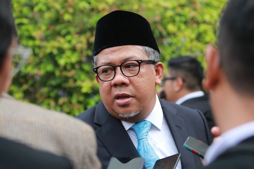 Fahri Hamzah Sentil Saiful Mujani: Seruan Jatuhkan Prabowo Dinilai Berbahaya