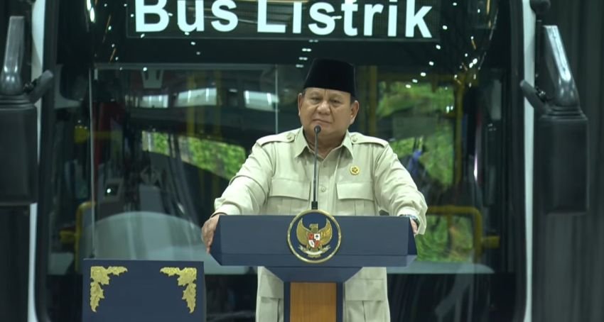 Prabowo Resmikan Pabrik Bus dan Truk Listrik VKTR, Dorong Industrialisasi Energi Bersih Nasional
