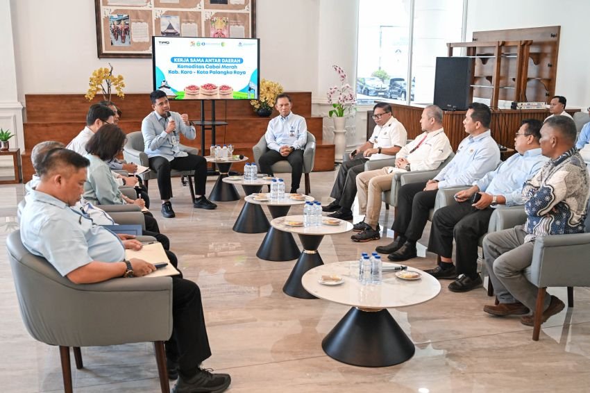 Bobby Nasution Kirim 1.050 Ton Cabai Merah ke Palangkaraya, Dorong Stabilitas Harga dan Kesejahteraan Petani Karo