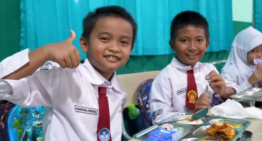 Survei Median: MBG Paling Diminati Masyarakat, 51,5 Persen Nilai Program Ini Bermanfaat