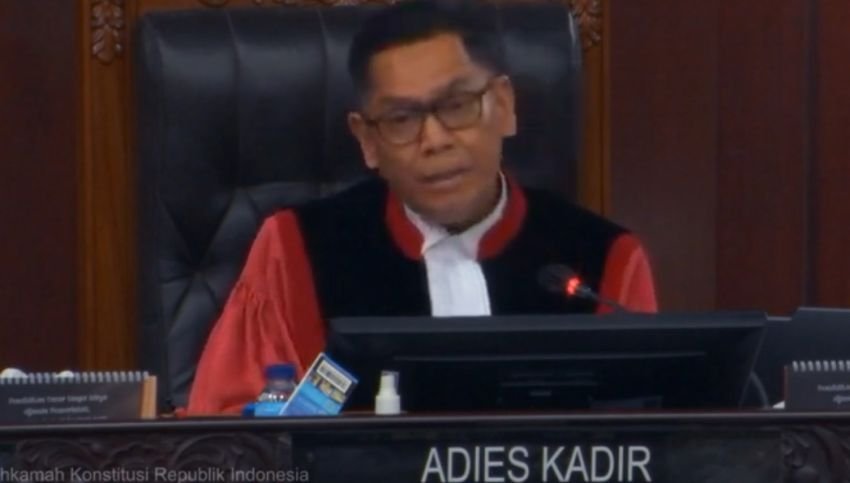 Hakim MK &lsquo;Cecar&rsquo; Operator Seluler Soal Kuota Internet Hangus, Soroti Dugaan Kerugian Konsumen