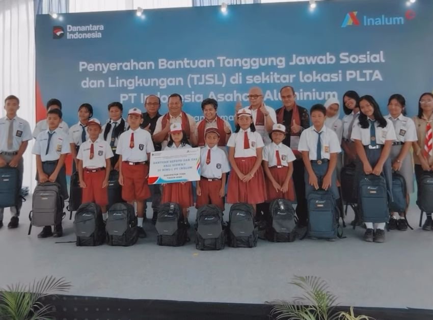 Perkuat Komitmen Sosial, INALUM Salurkan Bantuan TJSL untuk SD Negeri 178491 Pintupohan