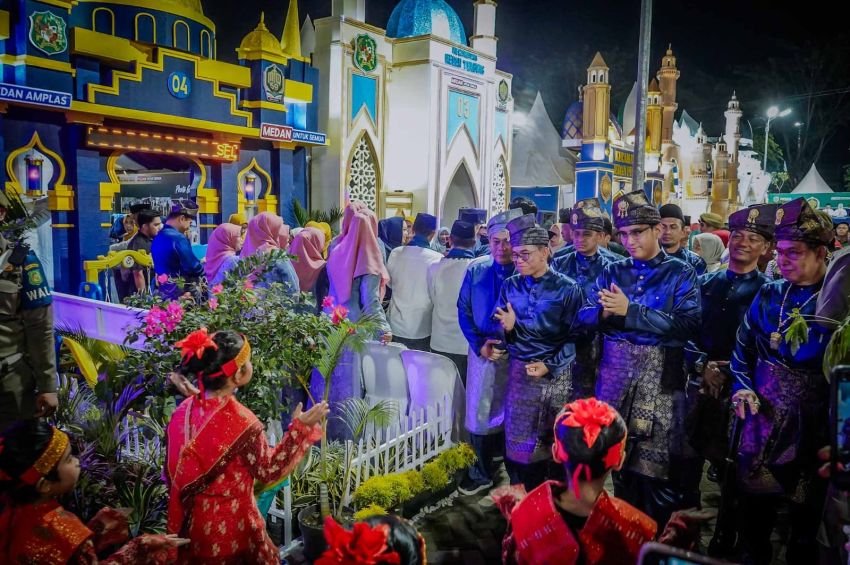 MTQ ke-59 Kota Medan Resmi Dibuka, Rico Waas Tekankan Nilai Al-Qur&rsquo;an