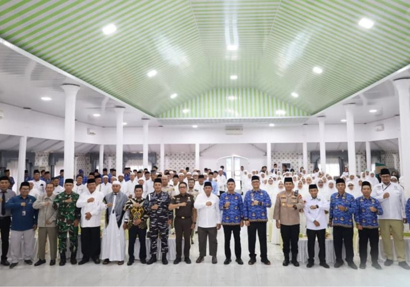 134 Jemaah Calon Haji Tanjungbalai Ditepung Tawar, Wali Kota Mahyaruddin Titip Doa untuk Tanjungbalai EMAS