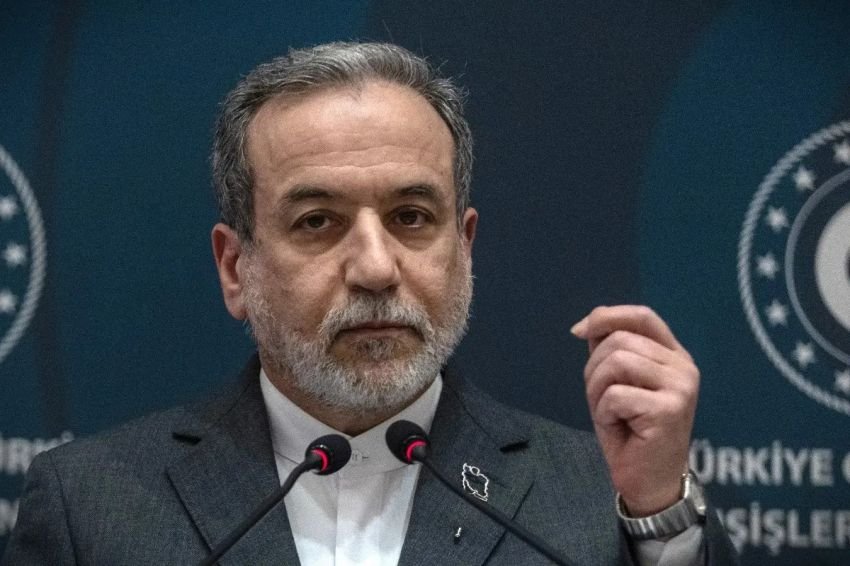 Negosiasi Iran-AS Nyaris Deal, Gagal Usai Ancaman Trump Blokade Selat Hormuz