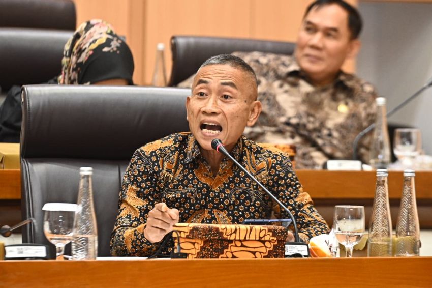 Lonjakan Harga Plastik Hantam UMKM, DPR Soroti Dampak Konflik Global