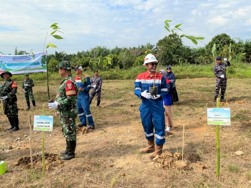 Hari Bumi 2026: Pertamina EP Sangatta Tanam 333 Pohon Penyerap Karbon, Libatkan Multi Pihak