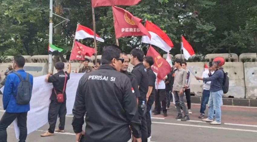 LSM Perisai dan Sejumlah Organisasi Gelar Aksi di Patung Kuda, Soroti Program MBG