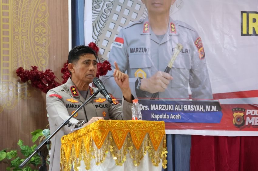 Kapolda Aceh Disambut Forkopimda di Simeulue, Bahas Penguatan Pelayanan Kepolisian di Wilayah Kepulauan