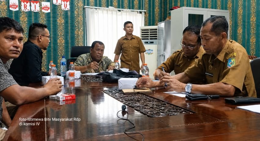 RDP Pengelolaan Sampah di Talawi Memanas, Pelaku UMKM Soroti Penerapan Perda dan Pelayanan DLH
