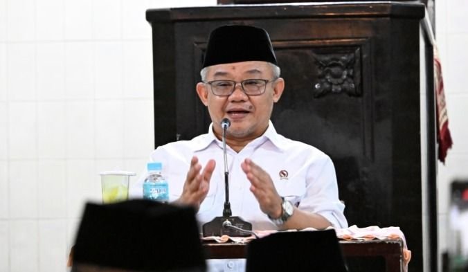 Abdul Mu&rsquo;ti: Banyak Pemda Tak Sanggup Bayar Guru PPPK Paruh Waktu