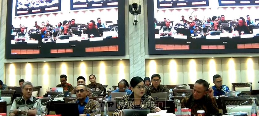 OJK Akui Bursa Karbon RI Masih Mini, Kalah Jauh dari Eropa dan China