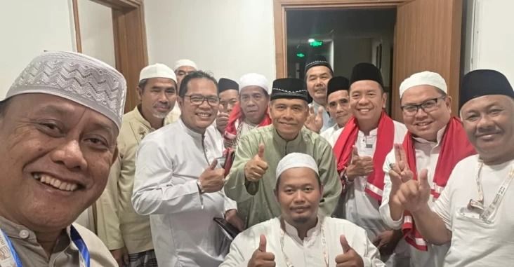 Antre 12 Tahun, Kepala BGN Naik Haji Reguler Jadi Sorotan DPR