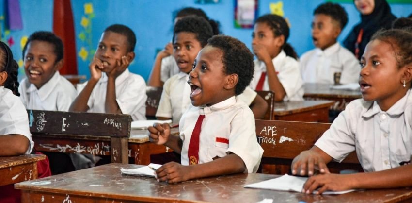 Hampir 40 Ribu Anak di Papua Selatan Tak Sekolah, Gubernur Apolo: Ancaman Serius bagi Masa Depan