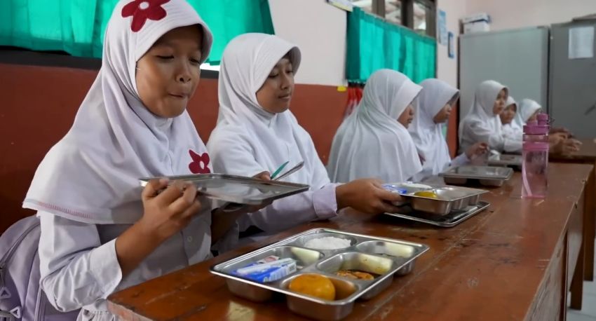 Pengamat Politik: Program MBG Perlu Dikawal, Bukan Dipertentangkan