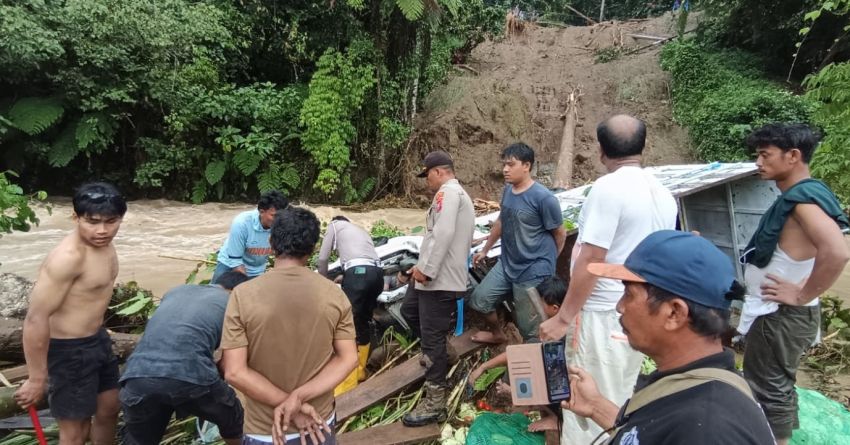 Longsor Tutup Jalan Lintas Sumatera di Taput, 3 Korban Tewas Termasuk Penolong