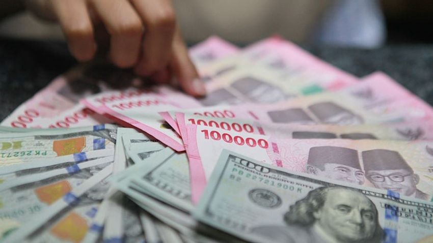Dolar AS Tembus Rp17.700, BI Pastikan Pelemahan Rupiah Tak Separah Krisis 1998