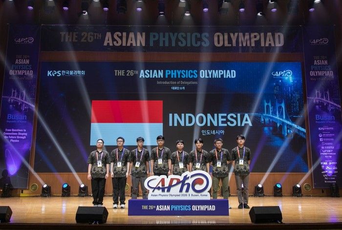 Indonesia Raih 2 Emas Olimpiade Fisika Asia 2026, Kalahkan Jepang hingga Israel
