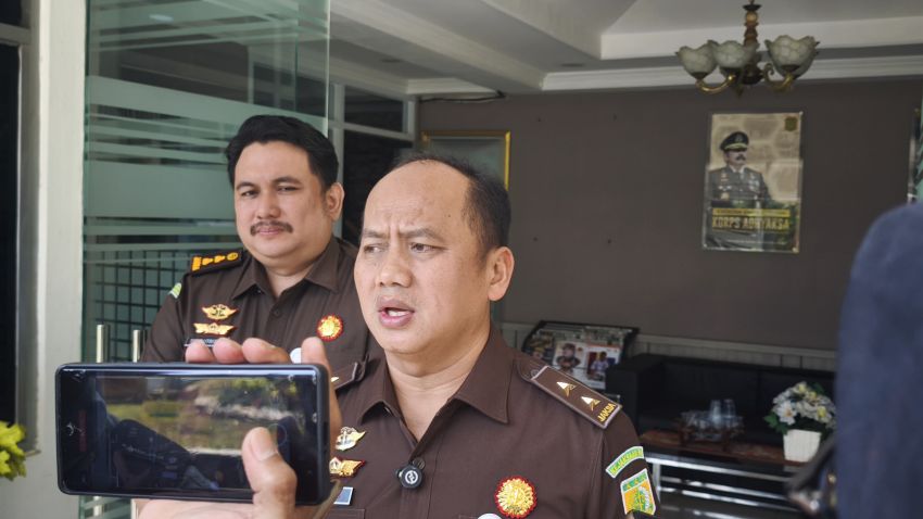 Kejagung Tetapkan 4 Tersangka Baru Kasus IUP Bauksit Kalbar, Termasuk Analis ESDM