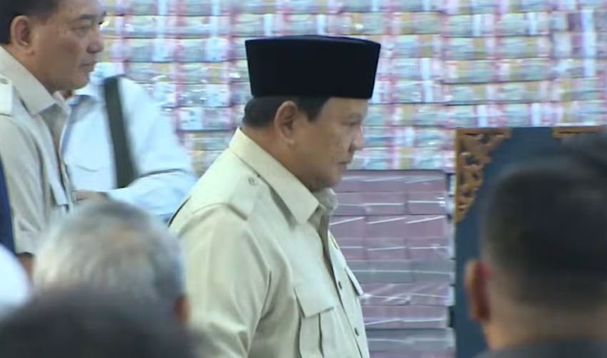 Prabowo Sentil Pengusaha: Sawit dan Batu Bara Diekspor, tapi Hasilnya Tidak Disimpan di Indonesia
