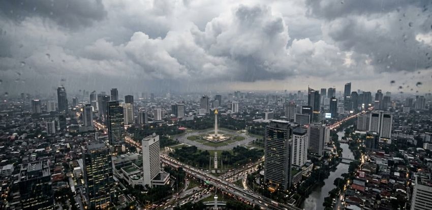 Cuaca Jakarta Hari Ini: Jakbar dan Jaksel Berpotensi Hujan Ringan, Wilayah Lain Berawan