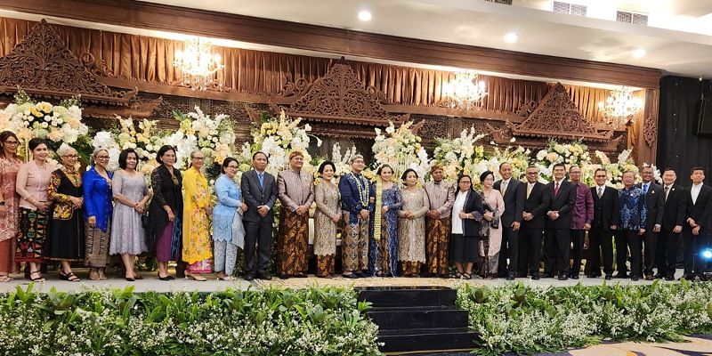 Wakil Uskup TNI-Polri dan Sejumlah Tokoh Nasional Hadiri Resepsi Pernikahan Anselmus Agung dan Tri Sony di Jakarta