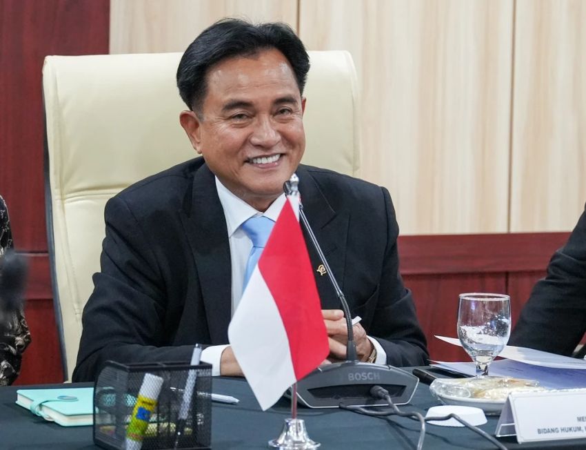 Komisi Reformasi Polri Serahkan Laporan ke Prabowo, Yusril Sebut UU Akan Berubah