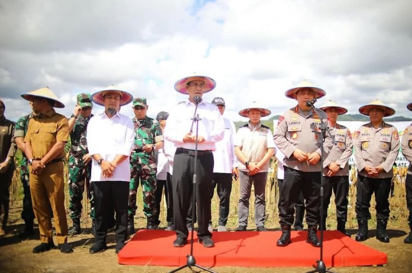 Mentan Amran Ungkap Alasan Libatkan TNI-Polri dalam Program Swasembada Pangan