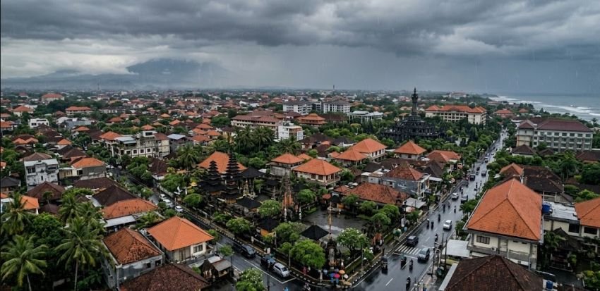 Prakiraan Cuaca Bali Hari Ini: Sebagian Besar Wilayah Berawan hingga Hujan Ringan, Suhu Maksimal Capai 33 Derajat