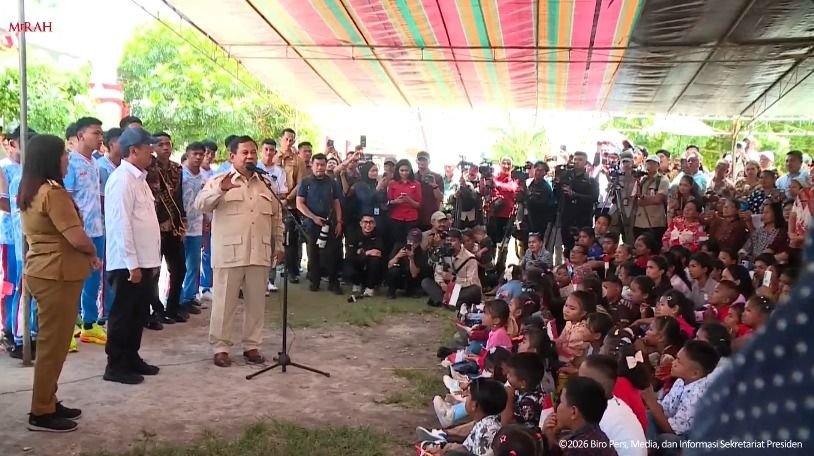 Prabowo Perkuat Internet di Pulau Miangas, Ratusan KK Dapat Starlink dan HP Gratis