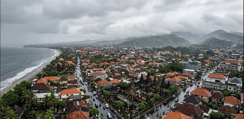 Prakiraan Cuaca Bali Hari Ini: Sebagian Besar Wilayah Berawan hingga Hujan Ringan, Denpasar Capai 34 Derajat