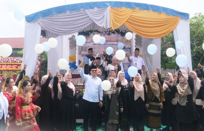 Hadiri Milad SMPN 10, Plh Wali Kota Tanjungbalai Dorong Kreativitas Siswa Lewat Galeri Seni Budaya